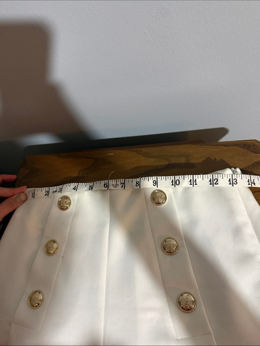 Zara White High-Waist Sailor-Inspired Shorts with Gold Buttons - Picture 7 of 7